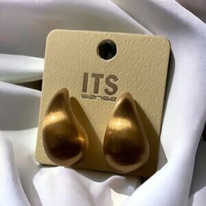 Fashion Gold‎ Pierced Earrings